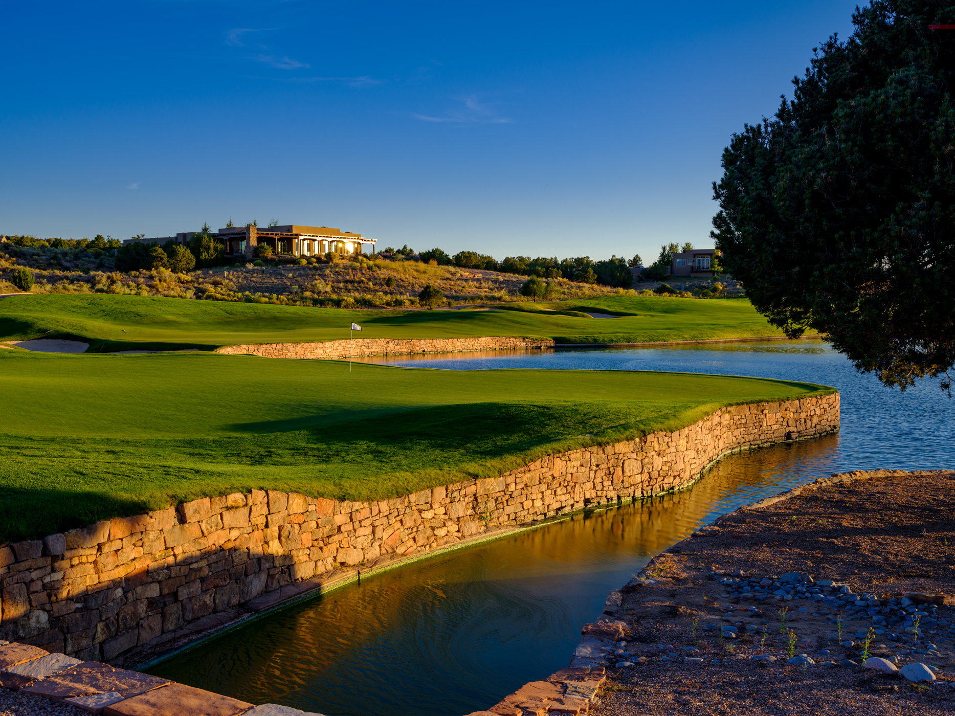 clublc.com — Men's Member Guest